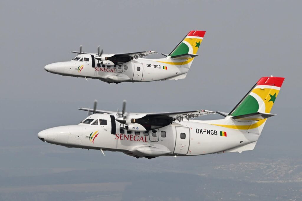 Discover the experience of travelling in group with Air Senegal